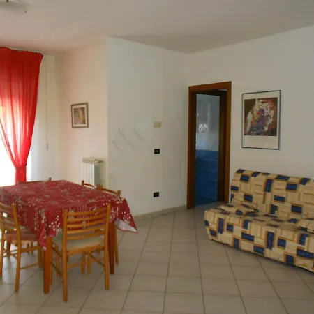 Fides Apartment *